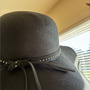 NWT never worn!!! Classy floppy suede hat with beaded trim